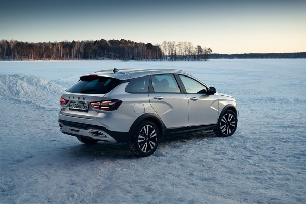 Битва седанов: Livan S6 Pro против Geely Emgrand и Lada Vesta Битва седанов: Livan S6 Pro против Geely Emgrand и Lada Vesta