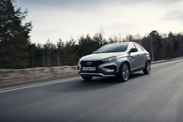 Битва седанов: Livan S6 Pro против Geely Emgrand и Lada Vesta Битва седанов: Livan S6 Pro против Geely Emgrand и Lada Vesta