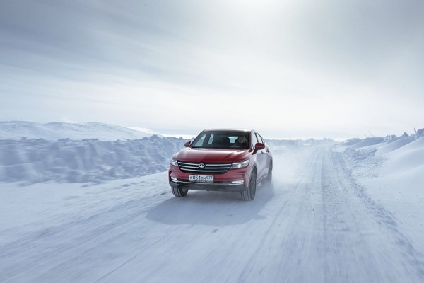 Хозяйственник и модник: тест-драйв DFSK iX7 и iX5 на Крайнем Севере