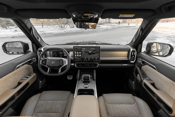 Непробиваемая подвеска, мощный мотор и сенсорный хаос: экспедиционный тест-драйв Jetour T2