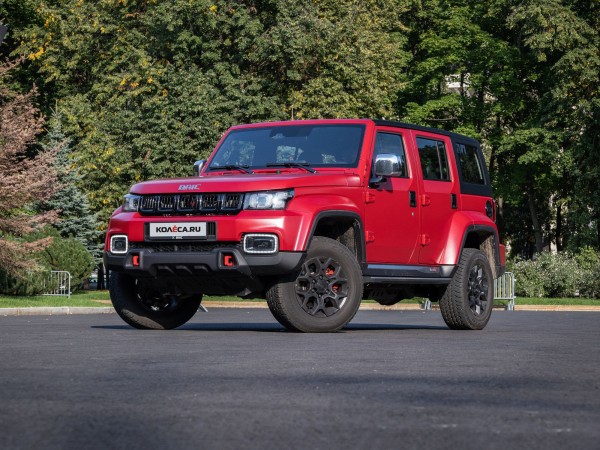 Тест-драйв BAIC BJ40: дизель или бензин?