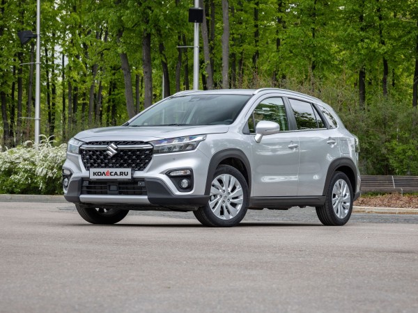 Железная выдержка: тест-драйв Suzuki S-Cross