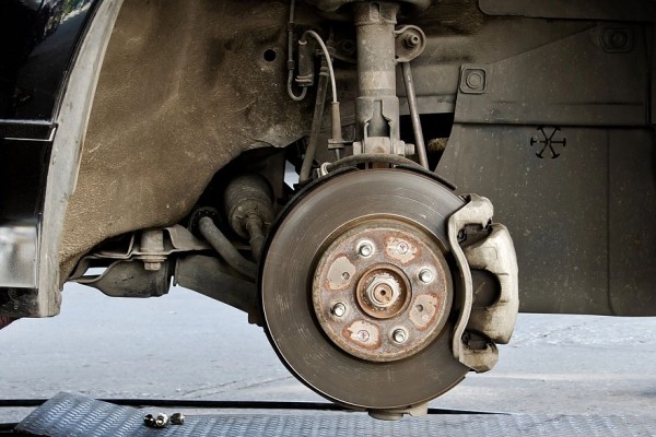 Легкосплавные диски: полезный аксессуар или уловка маркетологов? Легкосплавные диски: полезный аксессуар или уловка маркетологов?