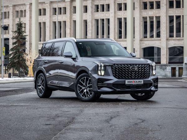 Американский комфорт и 11 литров масла на сотню: тест-драйв GAC GS8