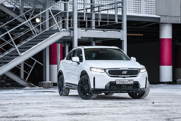 Новый паспорт и старая сущность: тест-драйв Knewstar 001 Новый паспорт и старая сущность: тест-драйв Knewstar 001